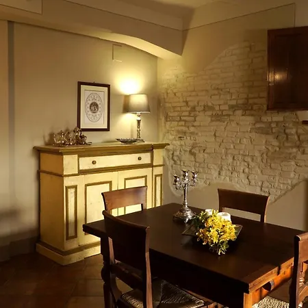 La Contea Farmhouse