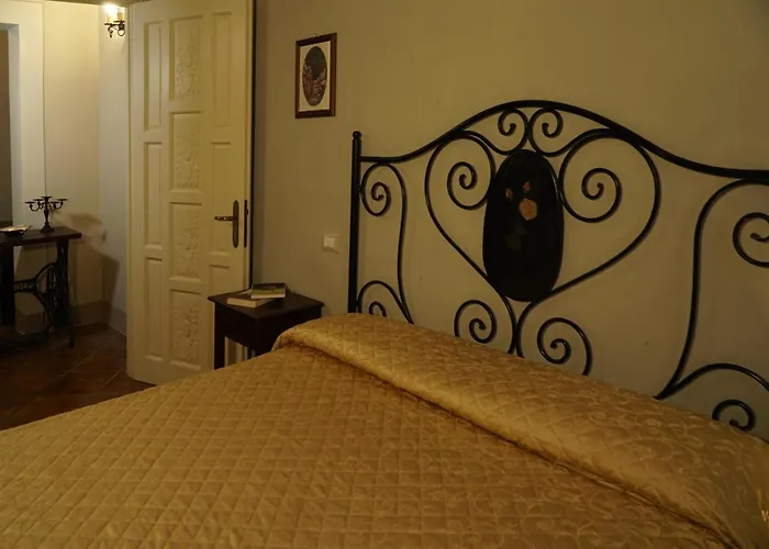 Lantställe La Contea Farmhouse *